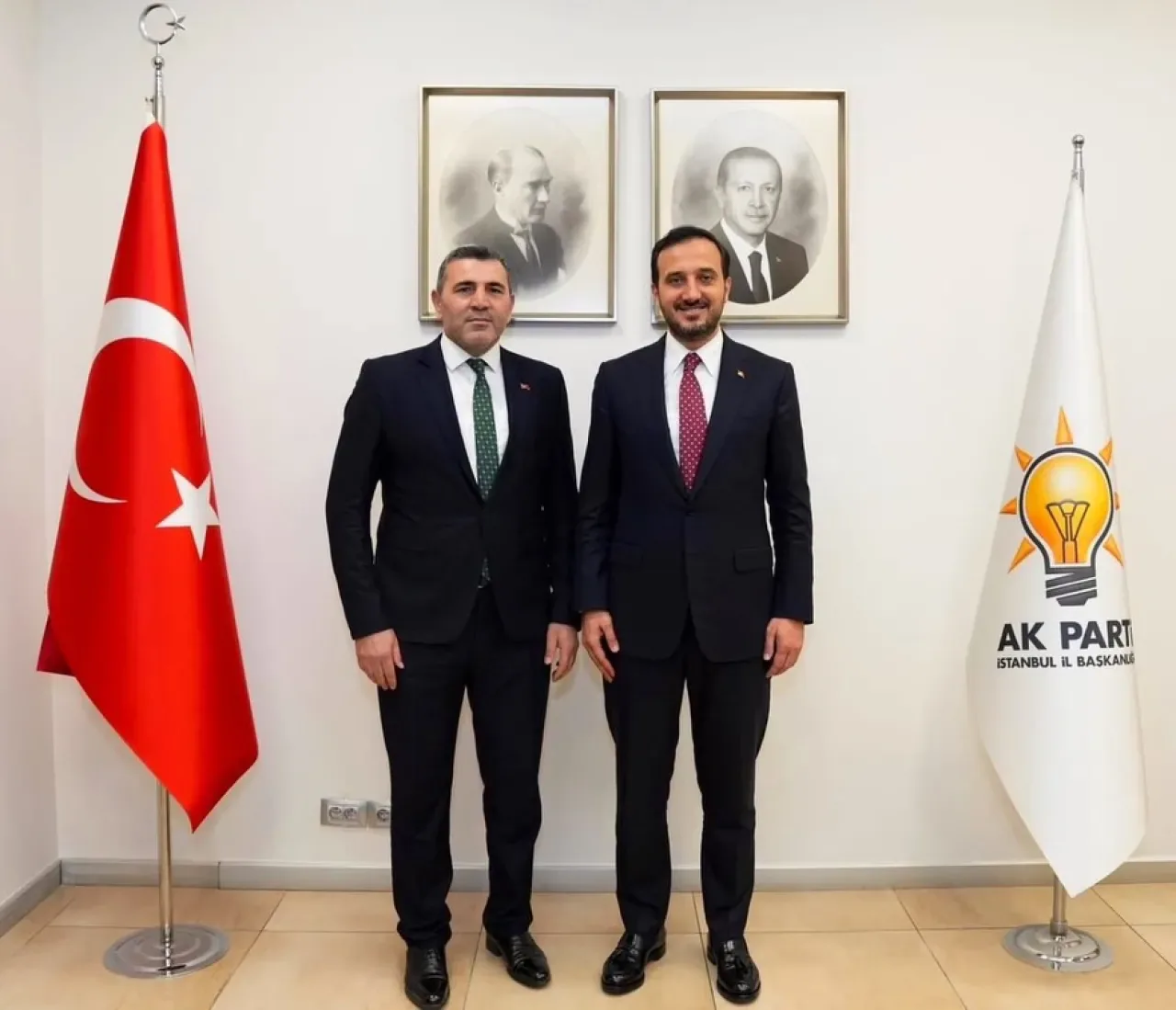 AK Parti'de İstanbul İlçe Başkanlığına Üç Yeni Atama AK Parti'de İstanbul İlçe Başkanlığına Üç Yeni Atama