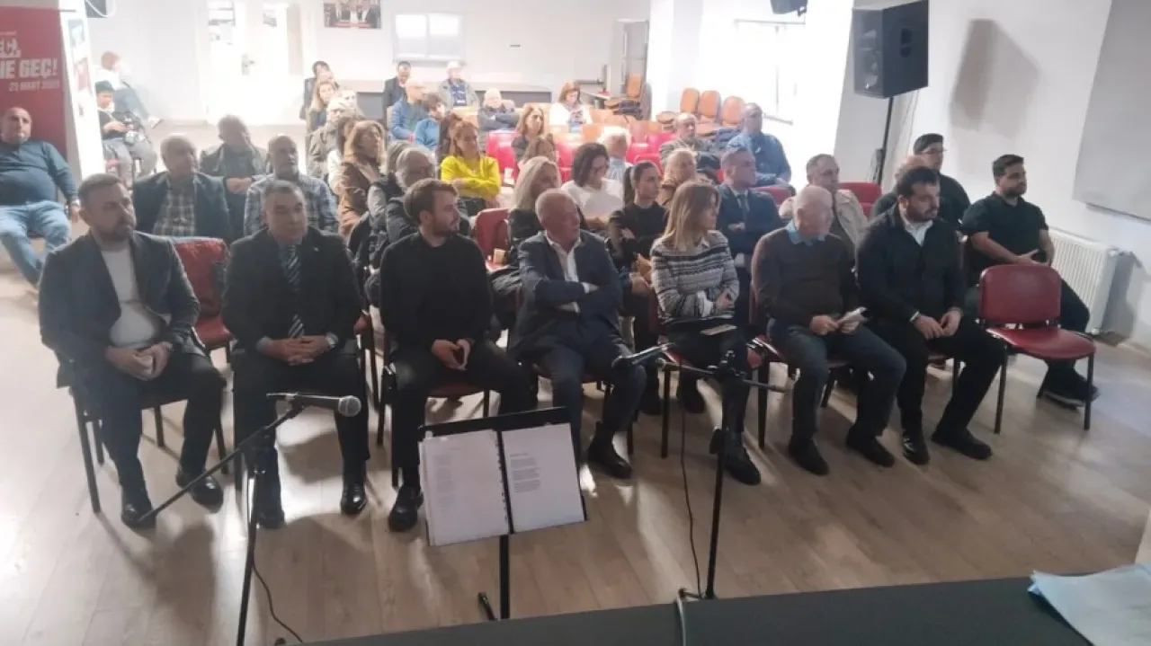 CHP Beylikdüzü'nden Maraş Katliamı Anması: Adalet ve Yüzleşme Vurgusu CHP Beylikdüzü'nden Maraş Katliamı Anması: Adalet ve Yüzleşme Vurgusu