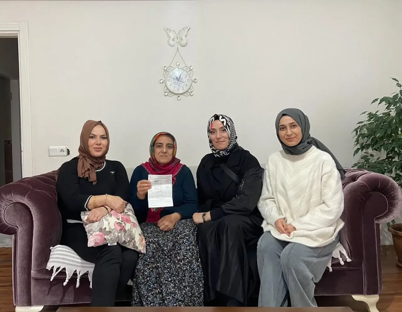 CHP Kartal İlçe Başkanlığına Yeni Üyeler Katıldı CHP Kartal İlçe Başkanlığına Yeni Üyeler Katıldı