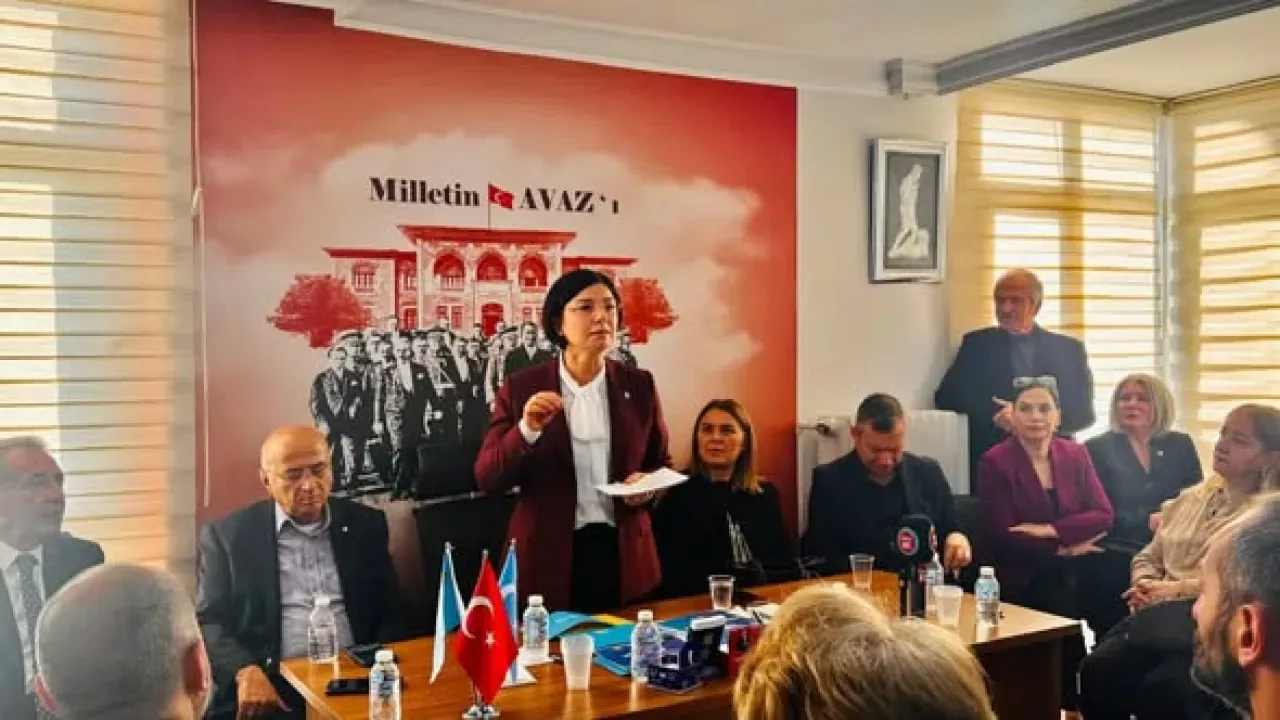 İYİ Parti'den Kadının Liderliğini Merkeze Alan Önemli Buluşma İYİ Parti'den Kadının Liderliğini Merkeze Alan Önemli Buluşma