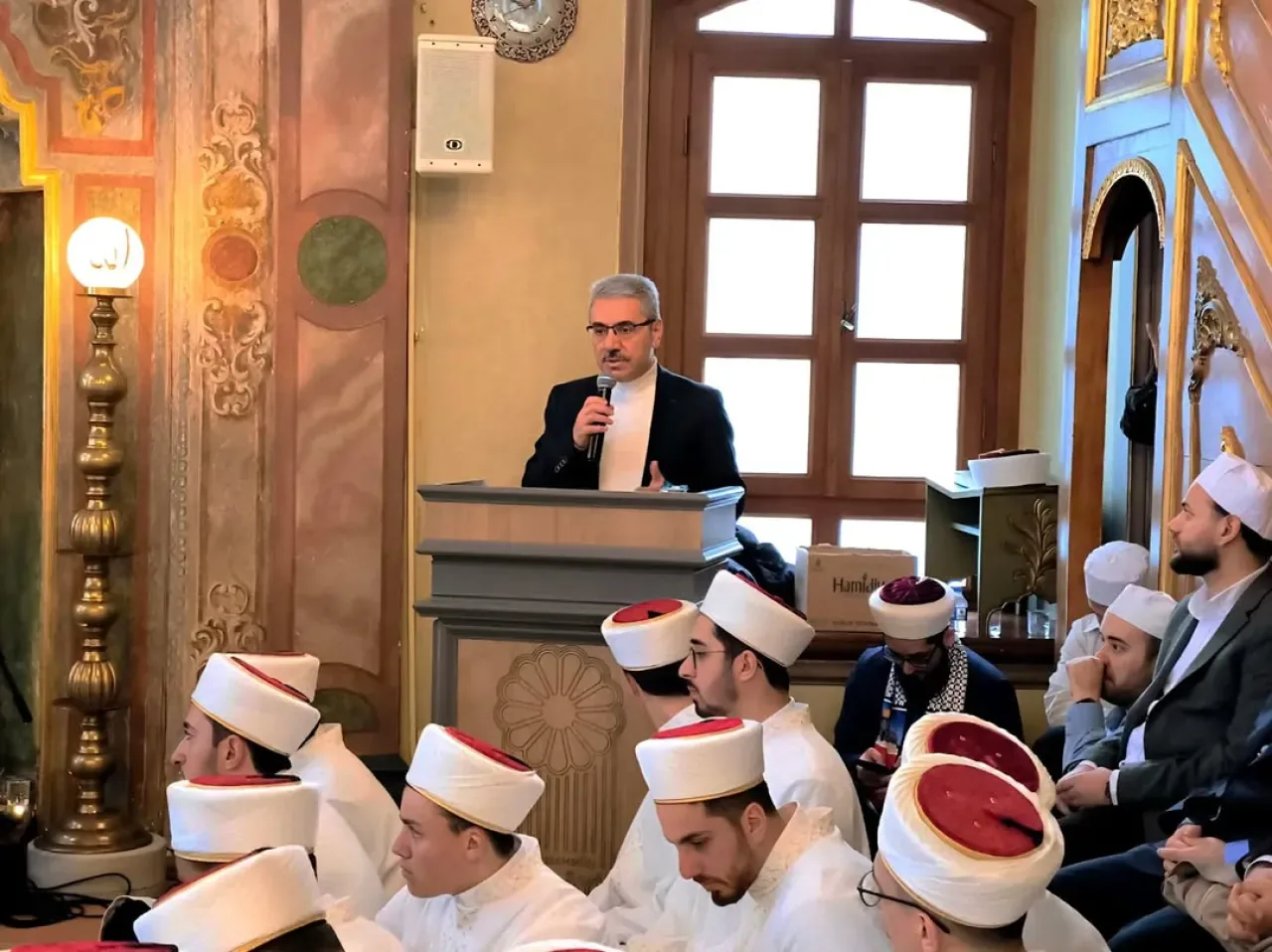 Üsküdar'da 40 Öğrenciye Hafızlık İcazeti Verildi Üsküdar'da 40 Öğrenciye Hafızlık İcazeti Verildi