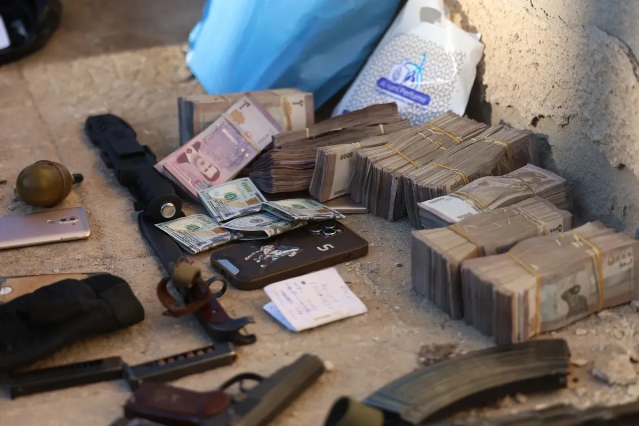 Daraya'da IŞİD Hücresi Çökertildi: 7 Gözaltı Daraya'da IŞİD Hücresi Çökertildi: 7 Gözaltı