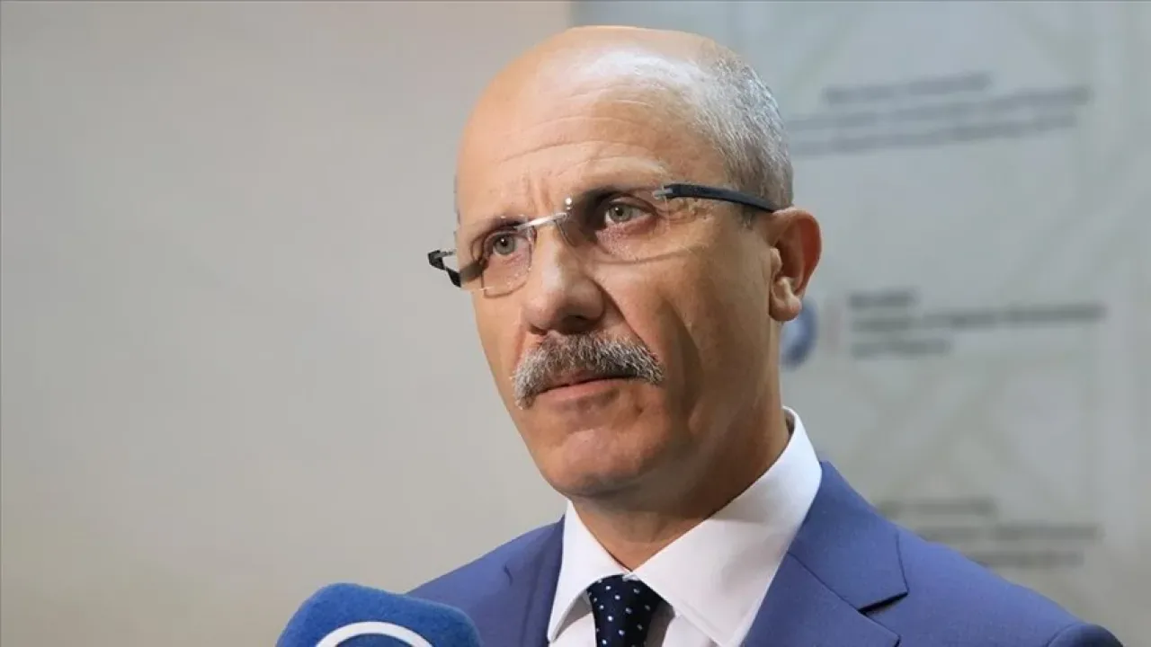 YÖK Başkanı Üniversitelerde 3 Yıllık Eğitim ve Yaz Dönemi Müjdesi Verdi YÖK Başkanı Üniversitelerde 3 Yıllık Eğitim ve Yaz Dönemi Müjdesi Verdi
