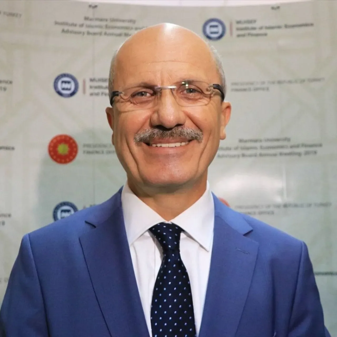 YÖK, Üniversite Eğitim Süresini 3 Yıla İndirmek İçin Çalışma Başlattı YÖK, Üniversite Eğitim Süresini 3 Yıla İndirmek İçin Çalışma Başlattı