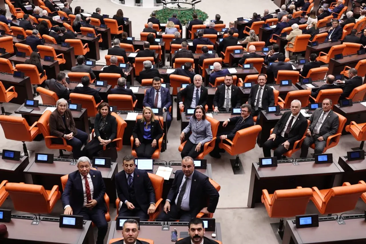 CHP'li Sümer: "Faiz Bütçesi"ni Kabul Etmiyoruz CHP'li Sümer: "Faiz Bütçesi"ni Kabul Etmiyoruz