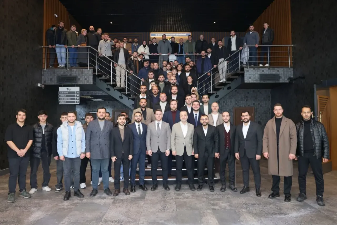 AK Parti Gençlik Kolları, Sivil Toplum Kuruluşları ile Buluştu AK Parti Gençlik Kolları, Sivil Toplum Kuruluşları ile Buluştu
