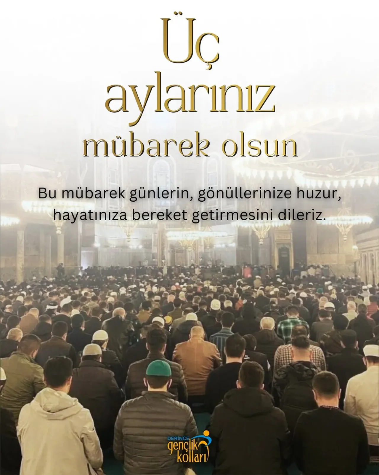 Üç Aylar Başladı: İslam Alemi İbadet ve Dua İle Arınıyor Üç Aylar Başladı: İslam Alemi İbadet ve Dua İle Arınıyor