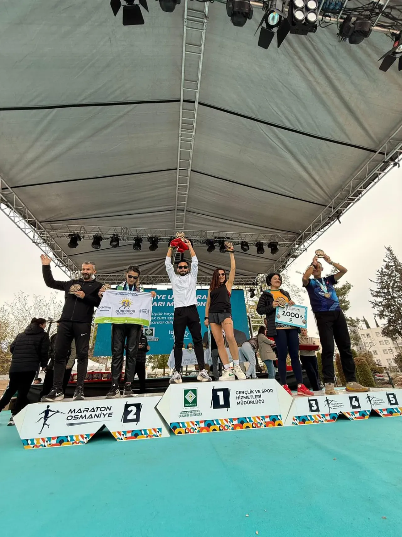 Çukurova Belediyesi Sporcuları Osmaniye Maratonu'ndan Madalyalarla Döndü Çukurova Belediyesi Sporcuları Osmaniye Maratonu'ndan Madalyalarla Döndü