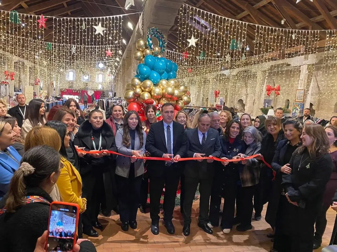 Büyükçekmece'de Kadın Üreticiler İçin Yeni Yıl Kermesi Düzenlendi Büyükçekmece'de Kadın Üreticiler İçin Yeni Yıl Kermesi Düzenlendi