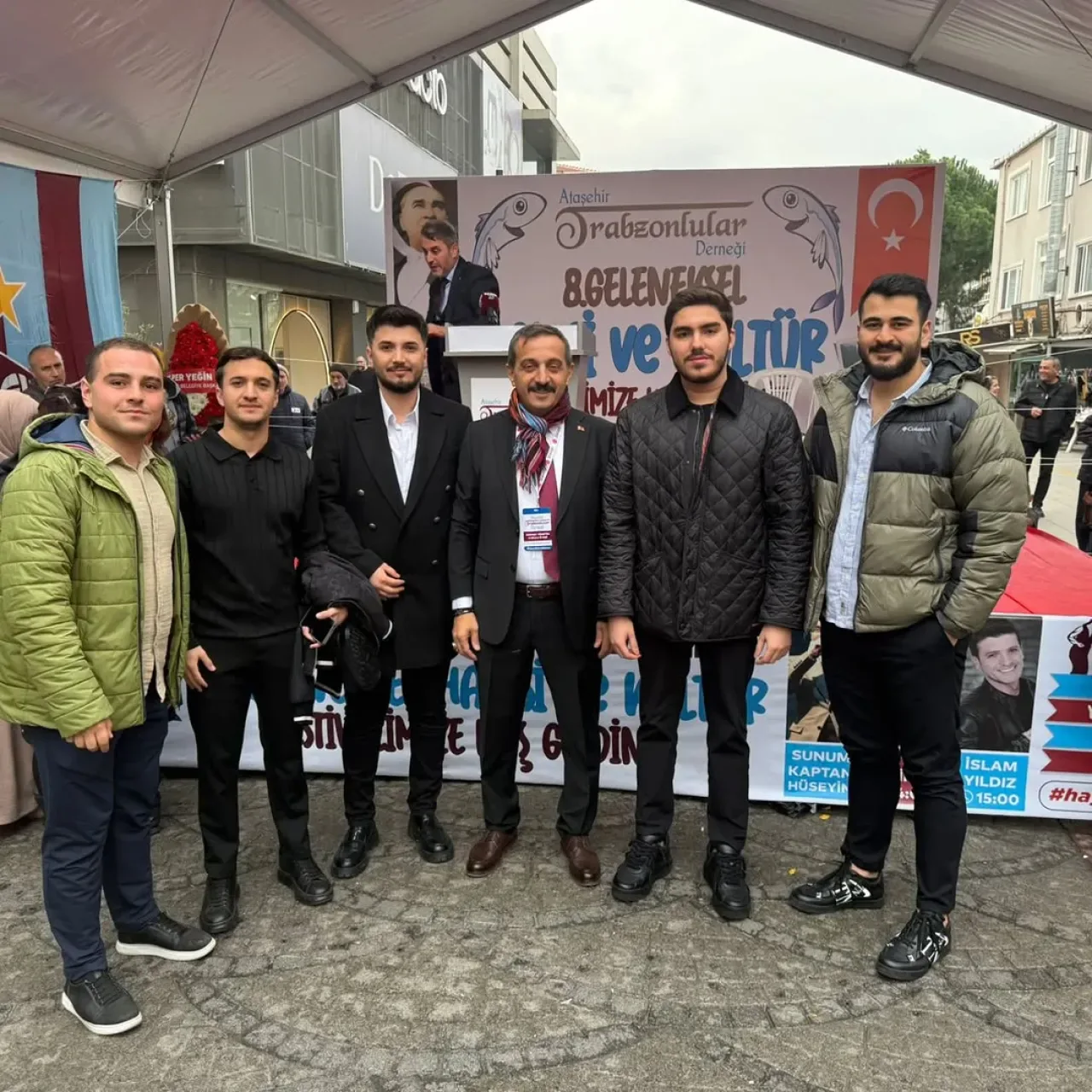 Ataşehir'de Geleneksel Hamsi Festivali Coşkusu Ataşehir'de Geleneksel Hamsi Festivali Coşkusu