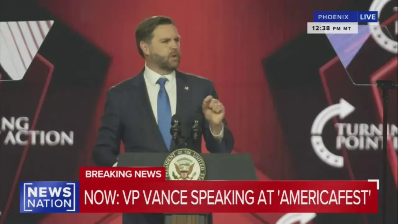 JD Vance'ten Aile Vurgusu: "Ebeveynlere Saygı, Ukrayna'ya Para Değil" JD Vance'ten Aile Vurgusu: "Ebeveynlere Saygı, Ukrayna'ya Para Değil"