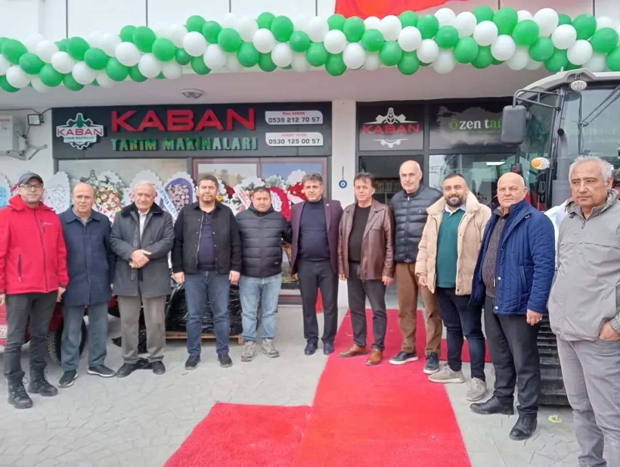 Bağcılar AK Parti İlçe Başkanı, Gerze'de Yeni Açılan Tarım Makineleri İş Yerini Ziyaret Etti Bağcılar AK Parti İlçe Başkanı, Gerze'de Yeni Açılan Tarım Makineleri İş Yerini Ziyaret Etti
