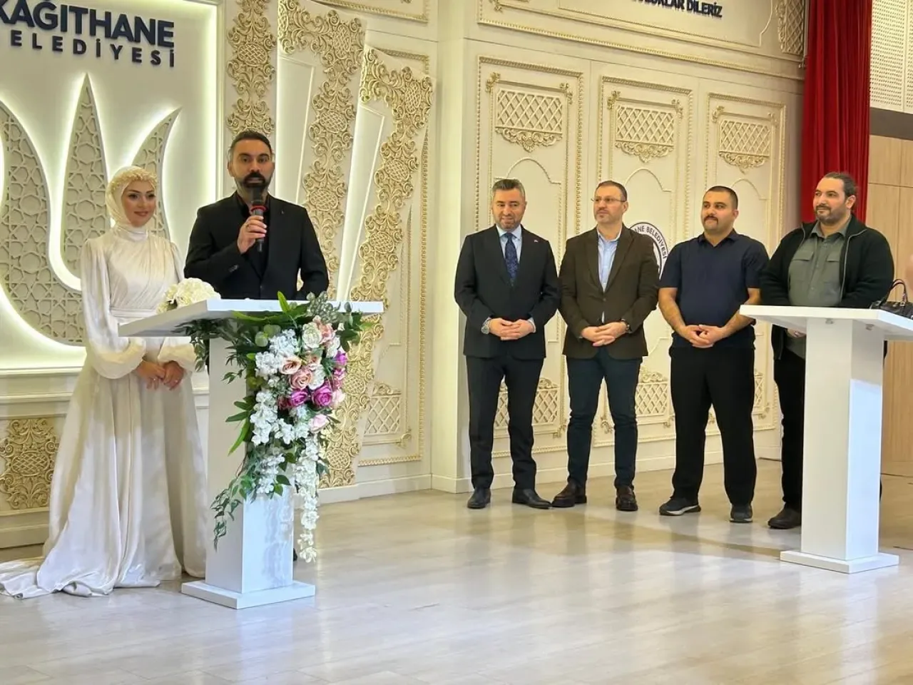 AK Parti Kağıthane İlçe Başkanı ve Belediye Başkanı Çiftçi Çiftinin Nikah Töreninde AK Parti Kağıthane İlçe Başkanı ve Belediye Başkanı Çiftçi Çiftinin Nikah Töreninde