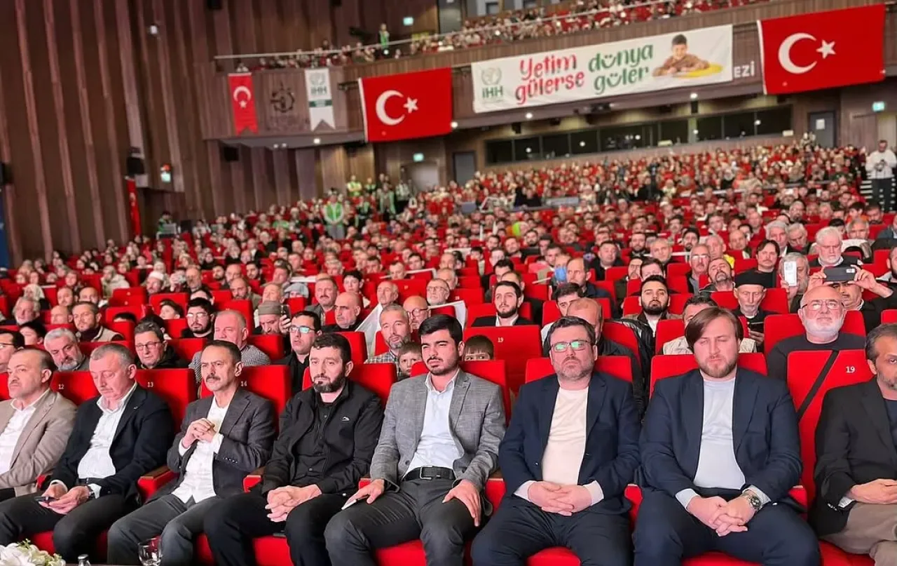 Kocaeli'nde Yetim Dayanışma Gecesi Düzenlendi Kocaeli'nde Yetim Dayanışma Gecesi Düzenlendi