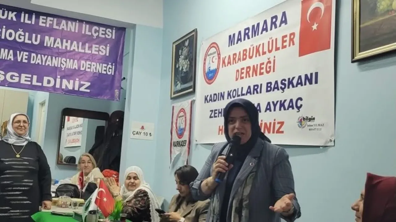 Gebze'de Ak Kadın Tarafından Pelüşke Programı Düzenlendi Gebze'de Ak Kadın Tarafından Pelüşke Programı Düzenlendi
