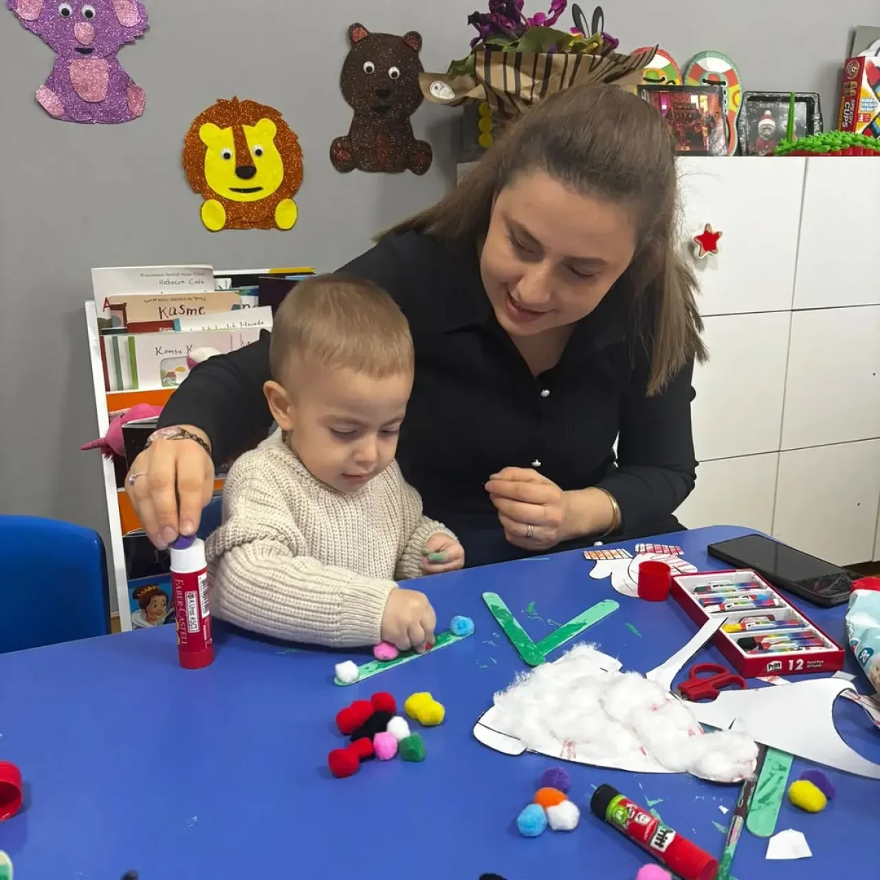 Gemlik'te Minik Eller Tuz Seramiği ile Hayal Dünyalarını Şekillendirdi Gemlik'te Minik Eller Tuz Seramiği ile Hayal Dünyalarını Şekillendirdi