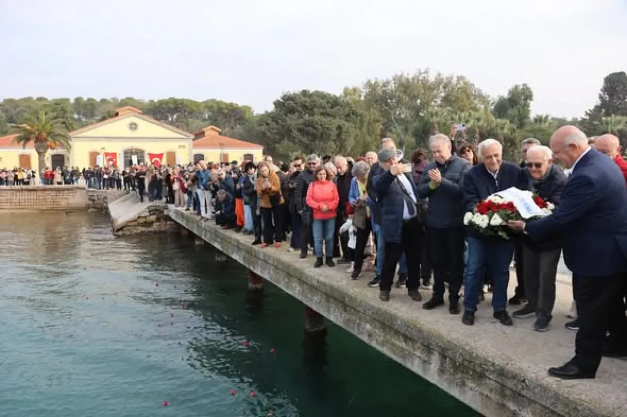 Girit'ten İzmir'e Mübadele'nin İlk Adımı Urla'da Anıldı Girit'ten İzmir'e Mübadele'nin İlk Adımı Urla'da Anıldı