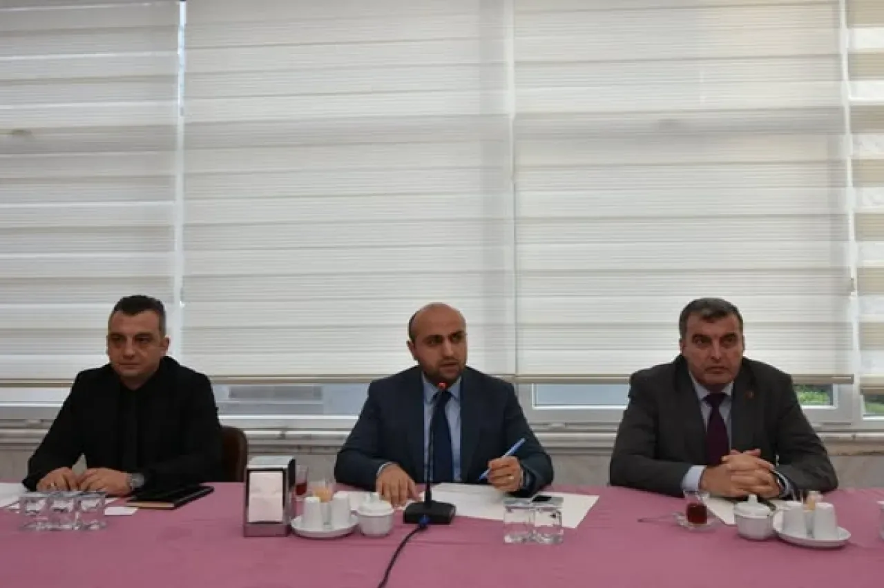 İstanbul'da Şap Hastalığına Karşı Kritik Eğitim: Hayvan Sevk Prosedürleri Masaya Yatırıldı İstanbul'da Şap Hastalığına Karşı Kritik Eğitim: Hayvan Sevk Prosedürleri Masaya Yatırıldı