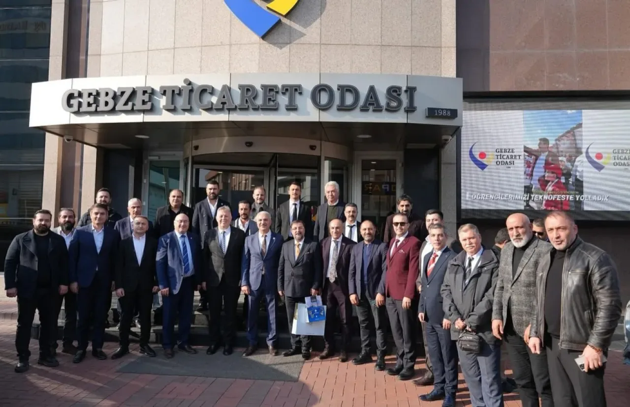 Gebze'de Sektör Buluşması: Deniz Ticaretinin Gündemi Masaya Yatırıldı Gebze'de Sektör Buluşması: Deniz Ticaretinin Gündemi Masaya Yatırıldı