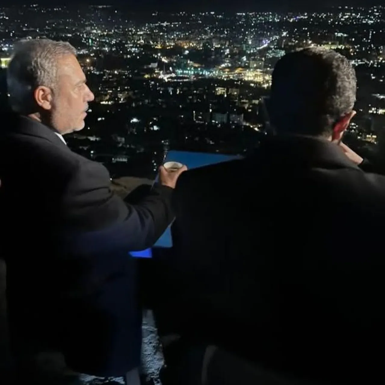 Türkiye ve Suriye Dışişleri Bakanlarının Kasyun Dağı'ndaki Tarihi Buluşması Türkiye ve Suriye Dışişleri Bakanlarının Kasyun Dağı'ndaki Tarihi Buluşması