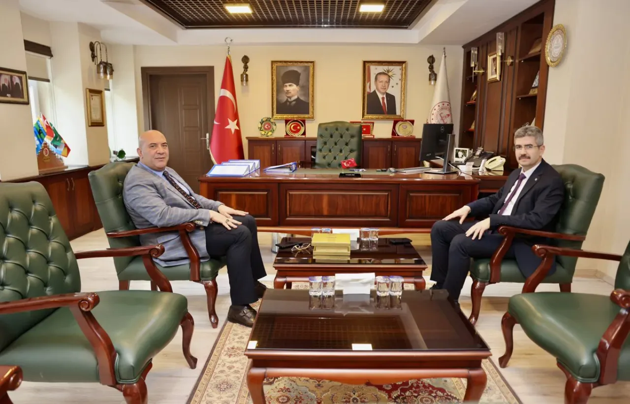 TEİAŞ Bölge Müdürü, Adana İl Milli Eğitim Müdürü'nü Ziyaret Etti TEİAŞ Bölge Müdürü, Adana İl Milli Eğitim Müdürü'nü Ziyaret Etti