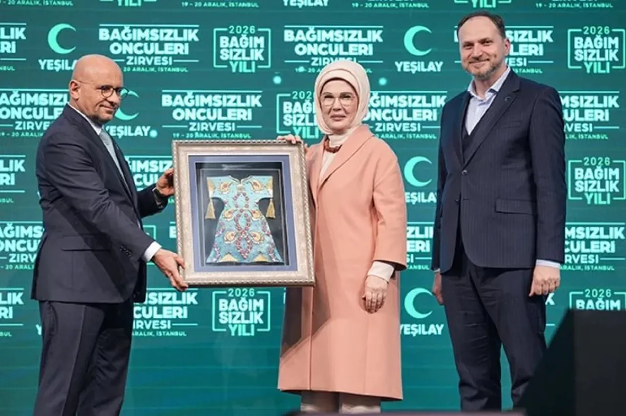 KTÜN Yeşilay Topluluğu, Bağımsızlık Öncüleri Zirvesi'nde Yer Aldı KTÜN Yeşilay Topluluğu, Bağımsızlık Öncüleri Zirvesi'nde Yer Aldı