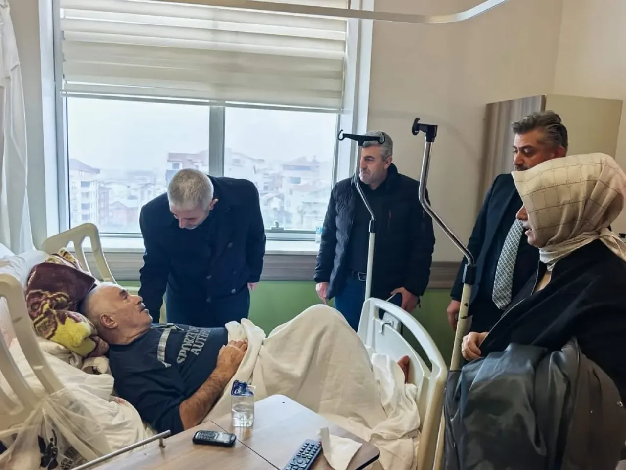 Ak Parti Gebze İlçe Teşkilatından Fatih Devlet Hastanesi'ne Hasta Ziyareti Ak Parti Gebze İlçe Teşkilatından Fatih Devlet Hastanesi'ne Hasta Ziyareti