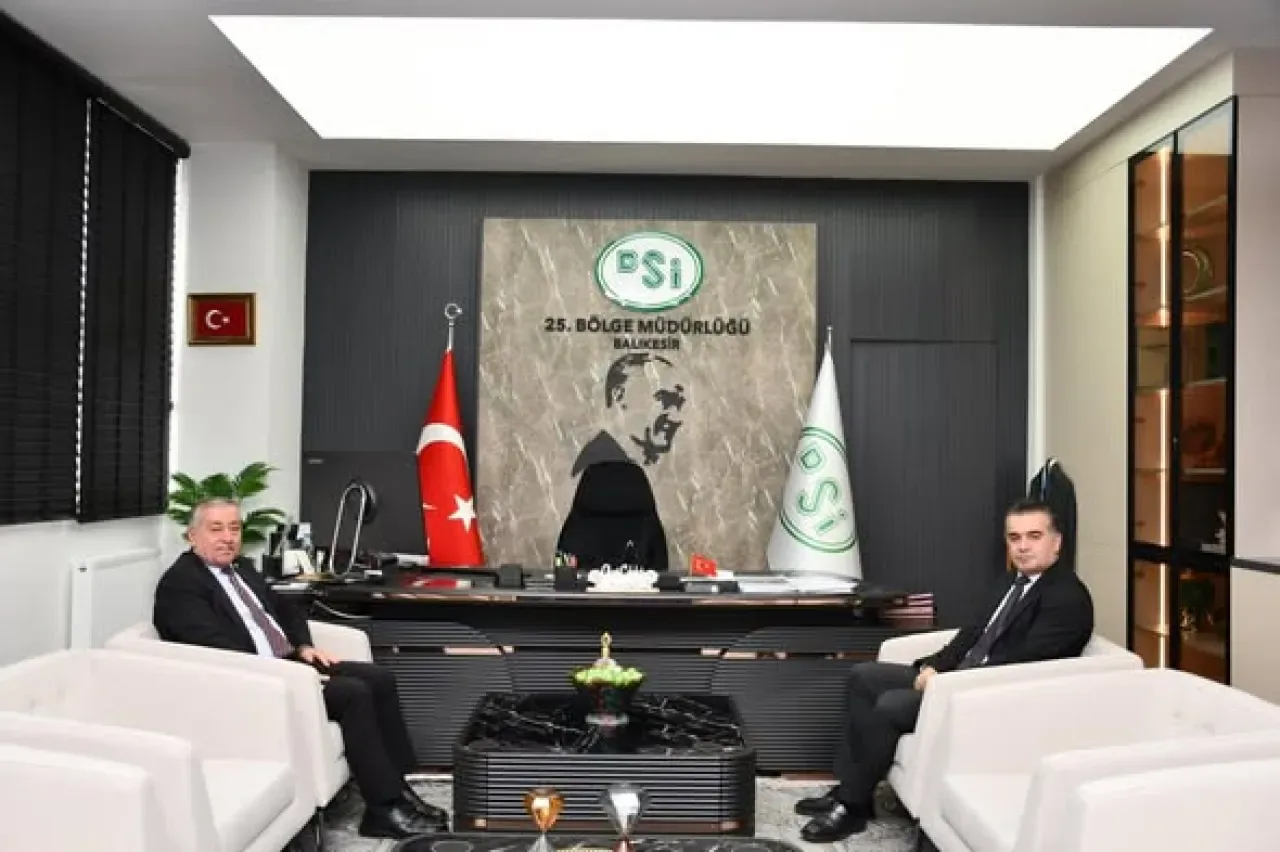 DSİ 25. Bölge Müdürlüğü Yeni Hizmet Binası Karesi Kaymakamı'nın Ziyaretine Ev Sahipliği Yaptı DSİ 25. Bölge Müdürlüğü Yeni Hizmet Binası Karesi Kaymakamı'nın Ziyaretine Ev Sahipliği Yaptı