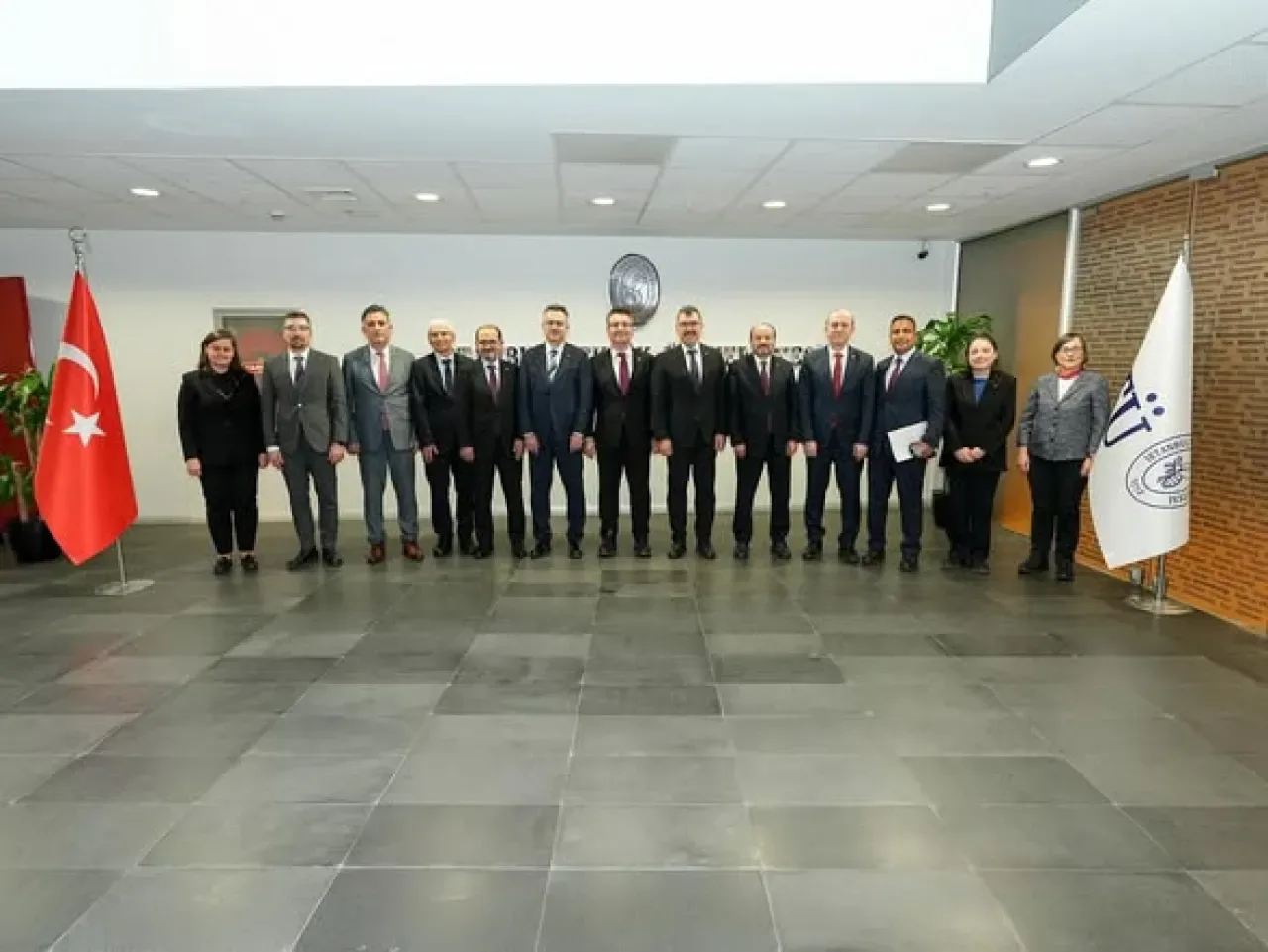 Teknik Üniversiteler Birliği'nden Bilim ve Teknoloji Hamlesi Teknik Üniversiteler Birliği'nden Bilim ve Teknoloji Hamlesi