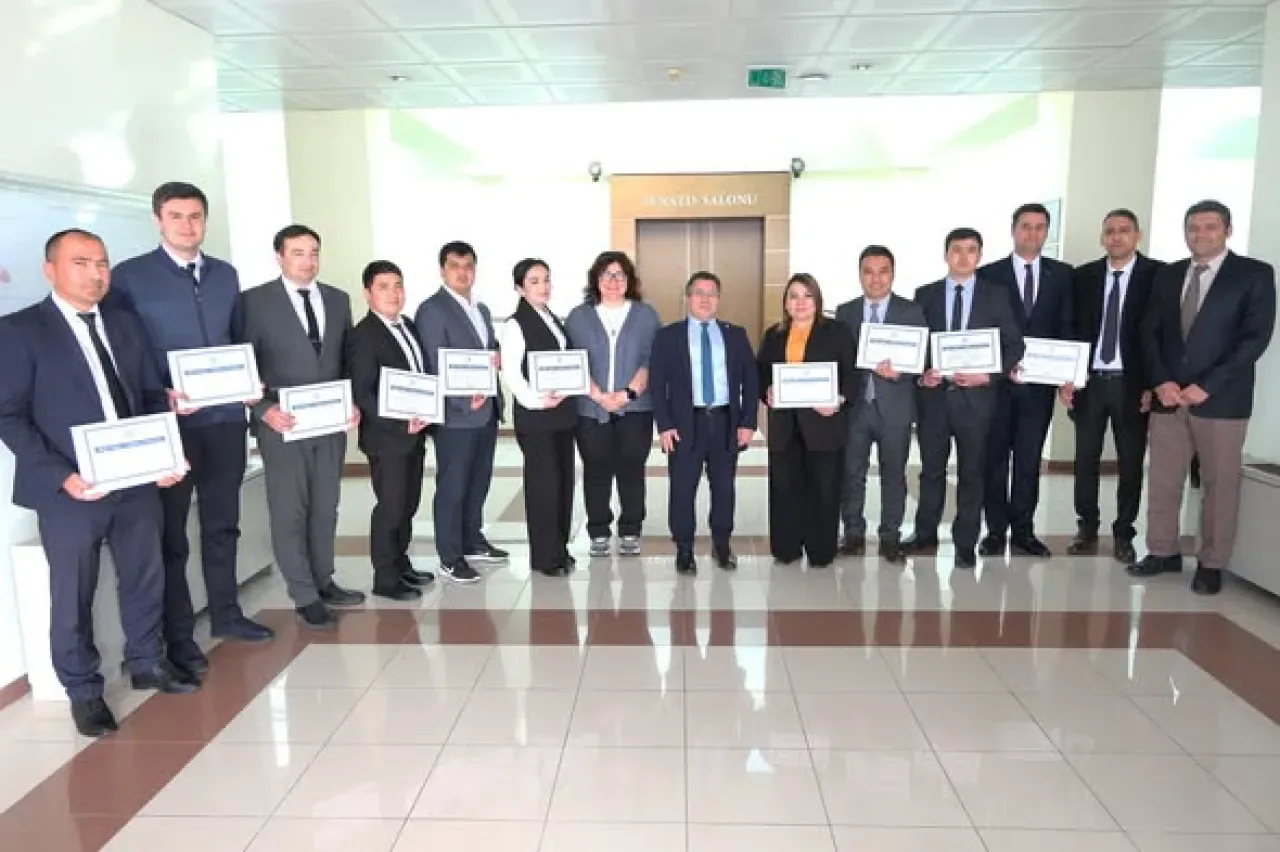 Balıkesir Üniversitesi, Özbekistanlı Araştırmacıları Ağırladı ve Sertifikalarını Takdim Etti Balıkesir Üniversitesi, Özbekistanlı Araştırmacıları Ağırladı ve Sertifikalarını Takdim Etti