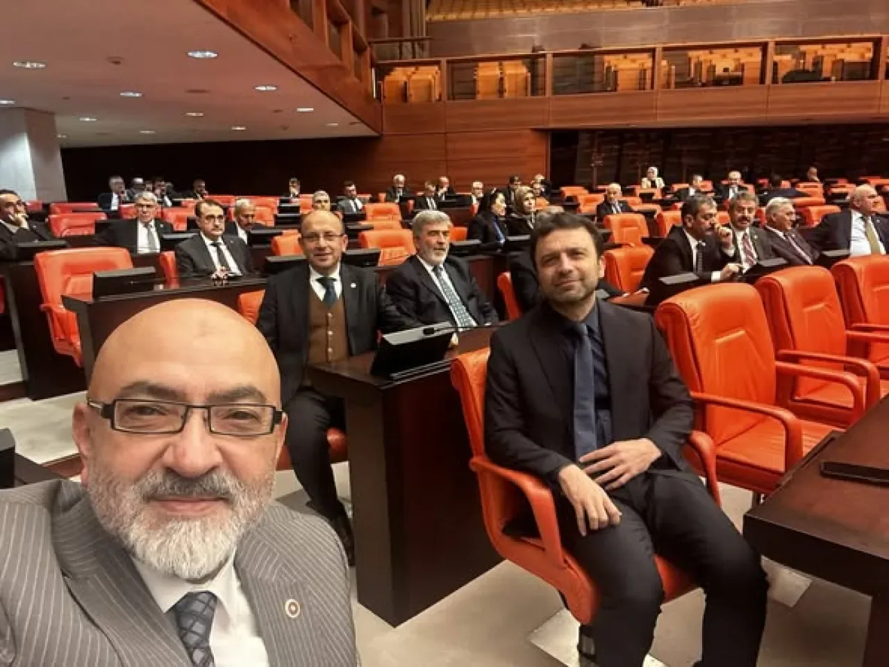 Türkiye, Libya'daki Askerî Varlığını 2 Yıl Uzattı ve Çin ile İki Önemli Anlaşmayı Onayladı Türkiye, Libya'daki Askerî Varlığını 2 Yıl Uzattı ve Çin ile İki Önemli Anlaşmayı Onayladı