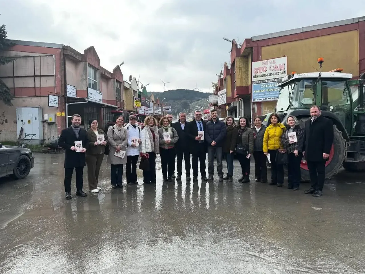 CHP Çatalca İlçe Başkanlığı, İmamoğlu İddianamesi Hakkında Sahada Halkı Bilgilendirdi CHP Çatalca İlçe Başkanlığı, İmamoğlu İddianamesi Hakkında Sahada Halkı Bilgilendirdi
