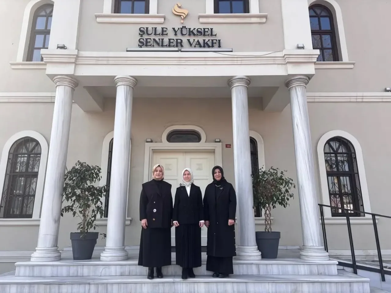 Eyüpsultan İlçe Milli Eğitim Müdürü Zeliha Yıldız, Şule Yüksel Şenler Vakfı'nı Ziyaret Etti Eyüpsultan İlçe Milli Eğitim Müdürü Zeliha Yıldız, Şule Yüksel Şenler Vakfı'nı Ziyaret Etti