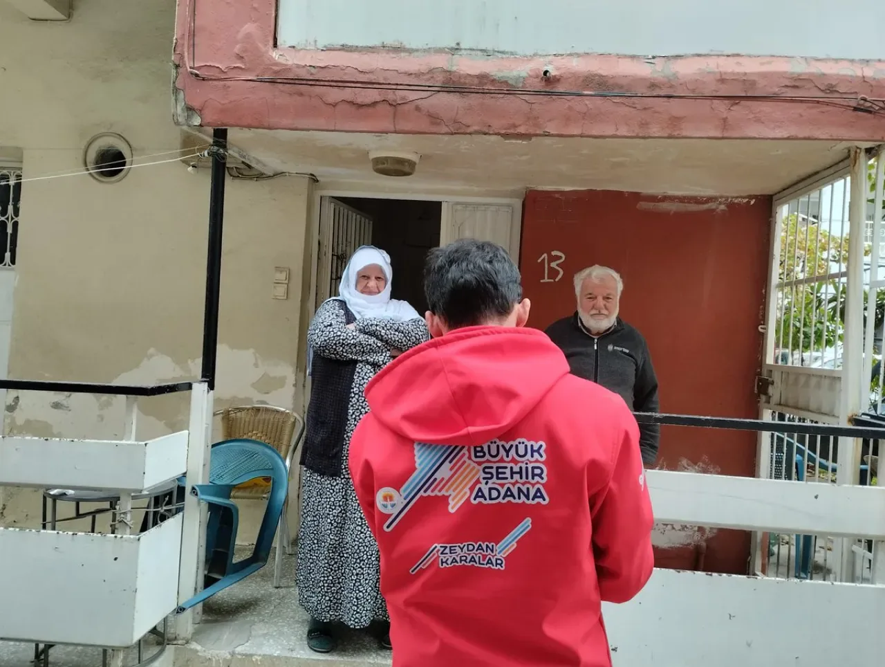 Adana'da Derman Ekipleri Seyhan'da Vatandaşla Buluştu Adana'da Derman Ekipleri Seyhan'da Vatandaşla Buluştu