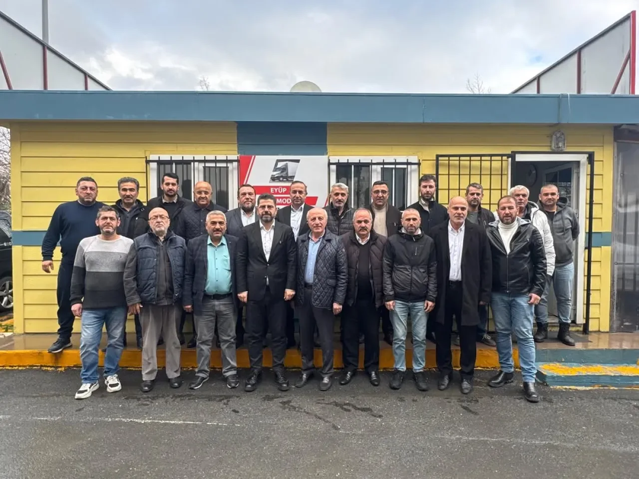 AK Parti Eyüpsultan Teşkilatı, Nakliyeci Esnafıyla Kahvaltıda Buluştu AK Parti Eyüpsultan Teşkilatı, Nakliyeci Esnafıyla Kahvaltıda Buluştu
