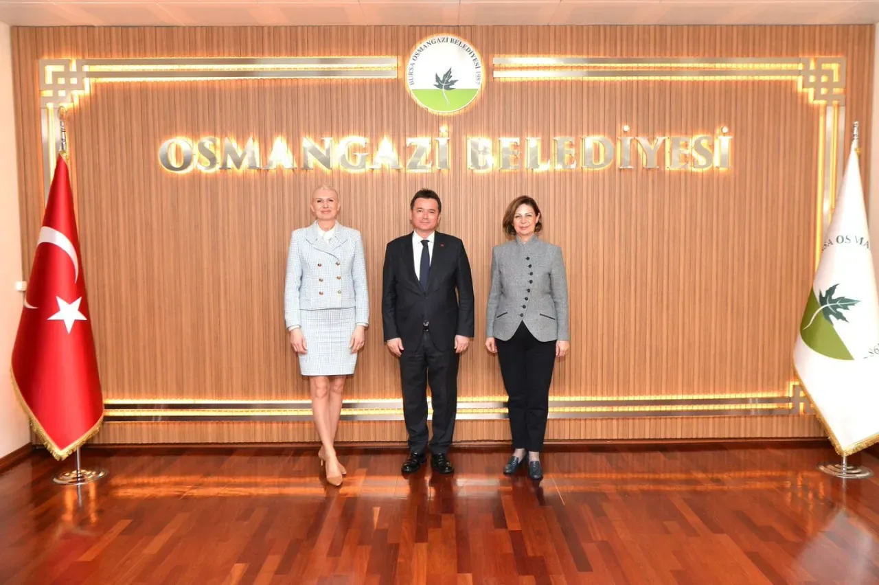 Osmangazi Belediye Başkanı Erkan Aydın, Eskişehir ve Bilecik Belediye Başkanlarını Ağırladı Osmangazi Belediye Başkanı Erkan Aydın, Eskişehir ve Bilecik Belediye Başkanlarını Ağırladı