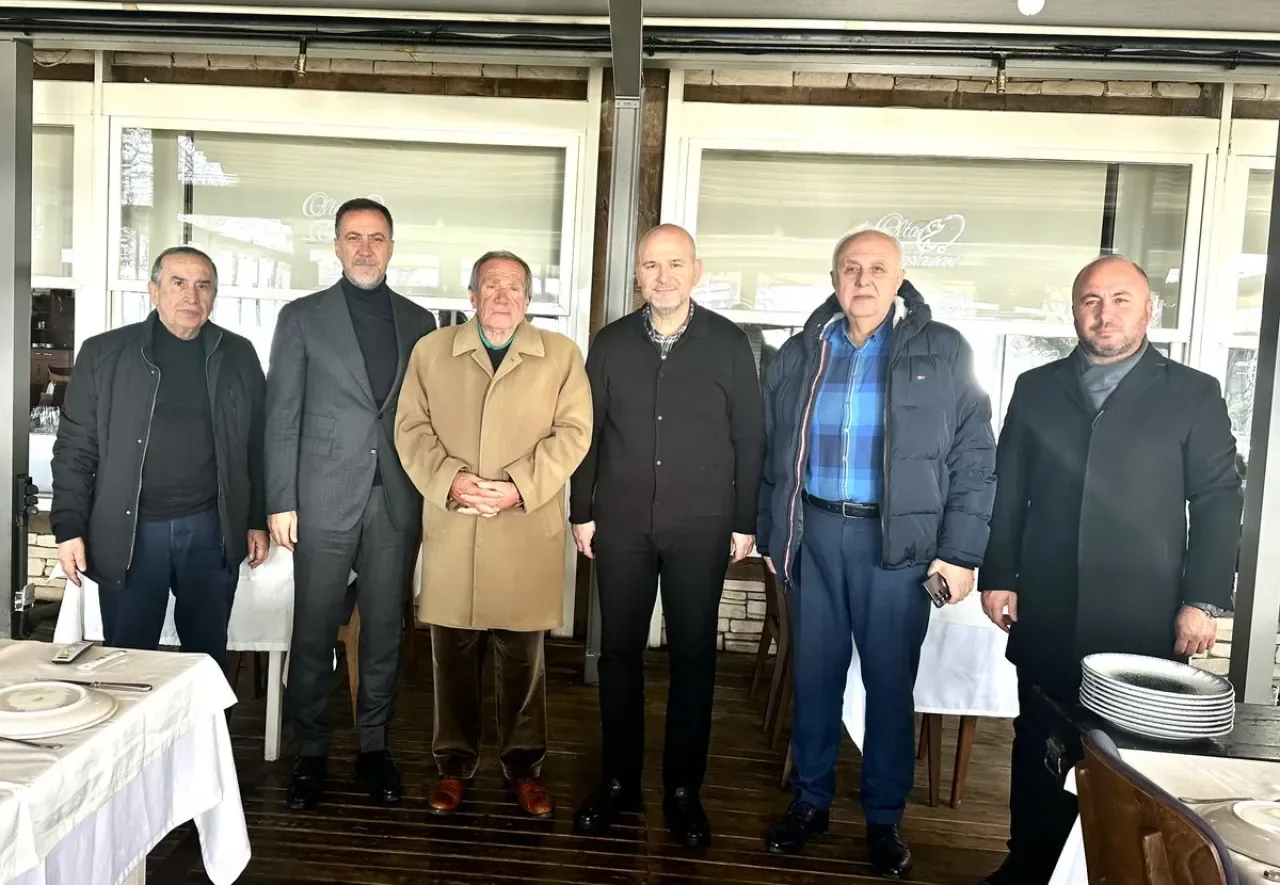Eski Silivri Belediye Başkanı Volkan Yılmaz, Süleyman Soylu ile Türkiye Yüzyılı Sohbetini Değerlendirdi Eski Silivri Belediye Başkanı Volkan Yılmaz, Süleyman Soylu ile Türkiye Yüzyılı Sohbetini Değerlendirdi