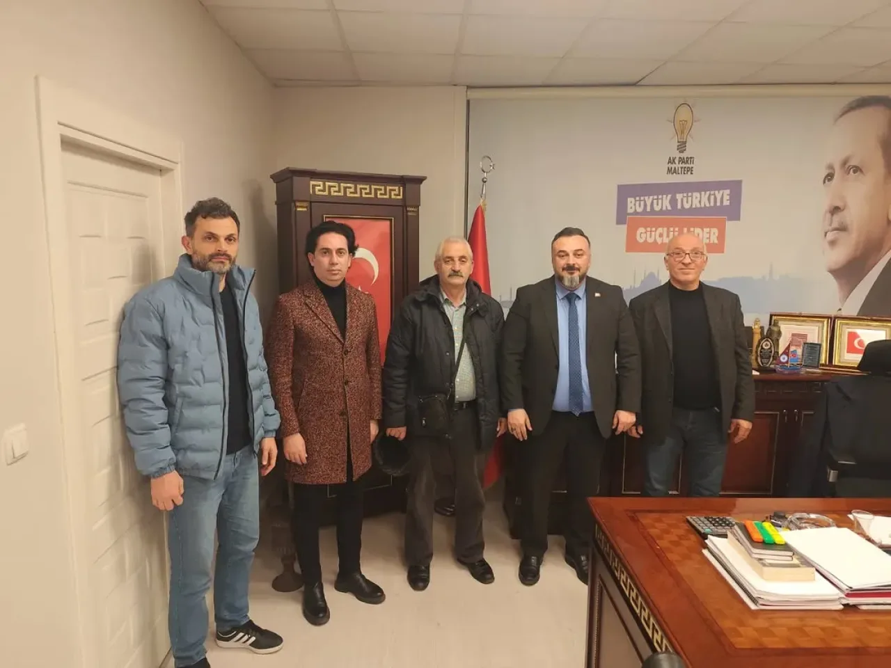 AK Parti Maltepe İlçe Başkanı, Eraykent Site Yönetimi ile Görüş Alışverişinde Bulundu AK Parti Maltepe İlçe Başkanı, Eraykent Site Yönetimi ile Görüş Alışverişinde Bulundu