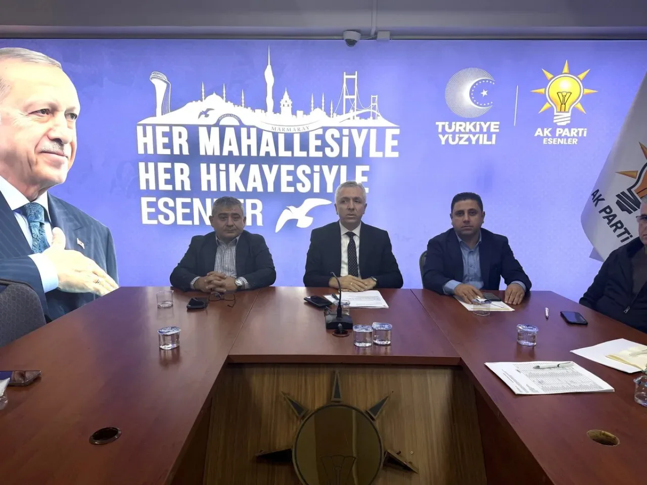 AK Parti Esenler'de İlçe Yürütme Kurulu Toplantısı Yapıldı AK Parti Esenler'de İlçe Yürütme Kurulu Toplantısı Yapıldı