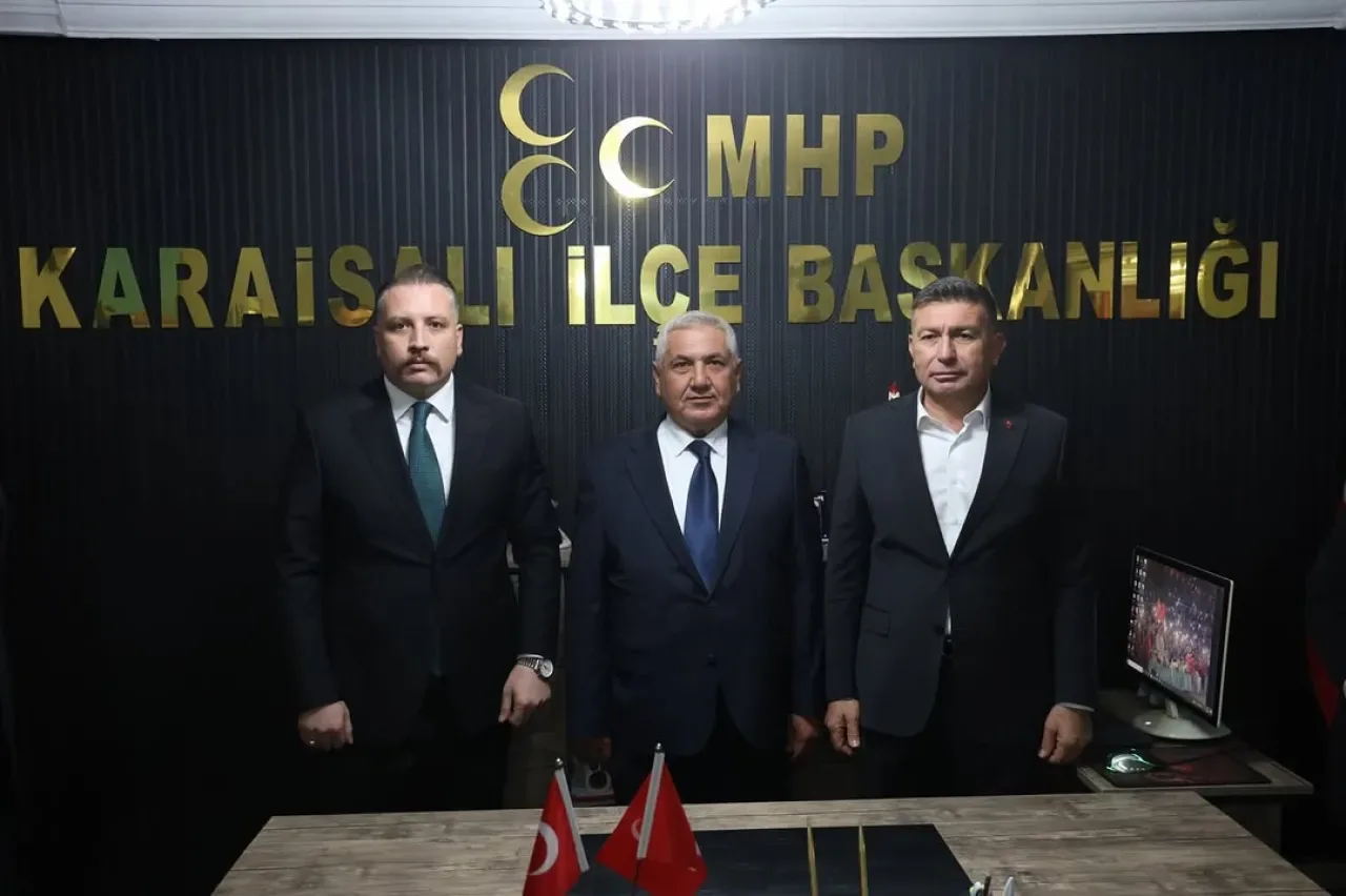 Ülkü Ocakları Karaisalı'da Yeni Dönem Başladı Ülkü Ocakları Karaisalı'da Yeni Dönem Başladı