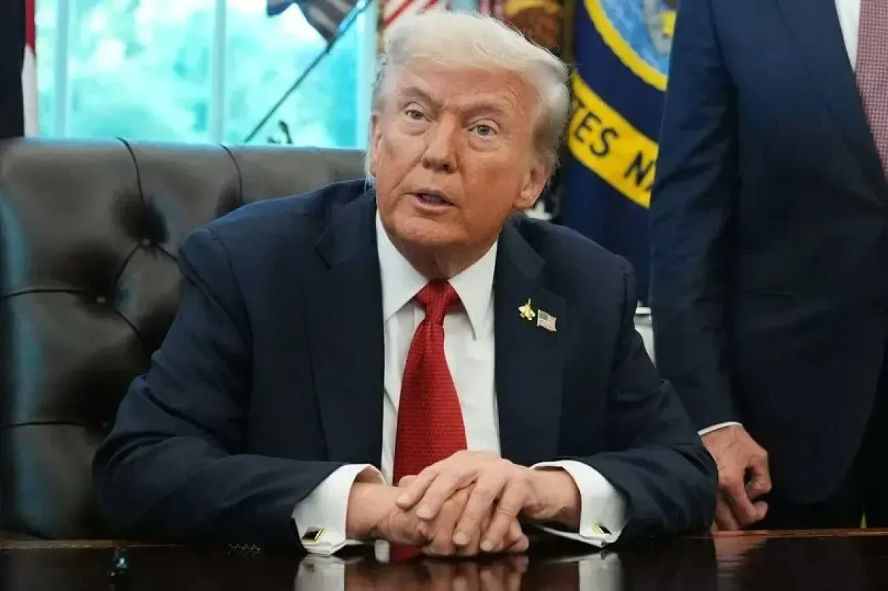 Trump'tan Fed Başkanlığı İçin Sert Çıkış: "Bana Katılmayan Asla Başkan Olamaz" Trump'tan Fed Başkanlığı İçin Sert Çıkış: "Bana Katılmayan Asla Başkan Olamaz"