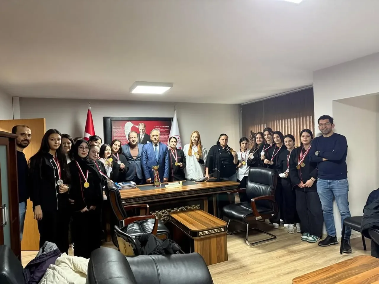 Gölcük AKV Kız MTAL, Gastronomi Festivalinde 16 Madalya ile Taçlandırdı Gölcük AKV Kız MTAL, Gastronomi Festivalinde 16 Madalya ile Taçlandırdı