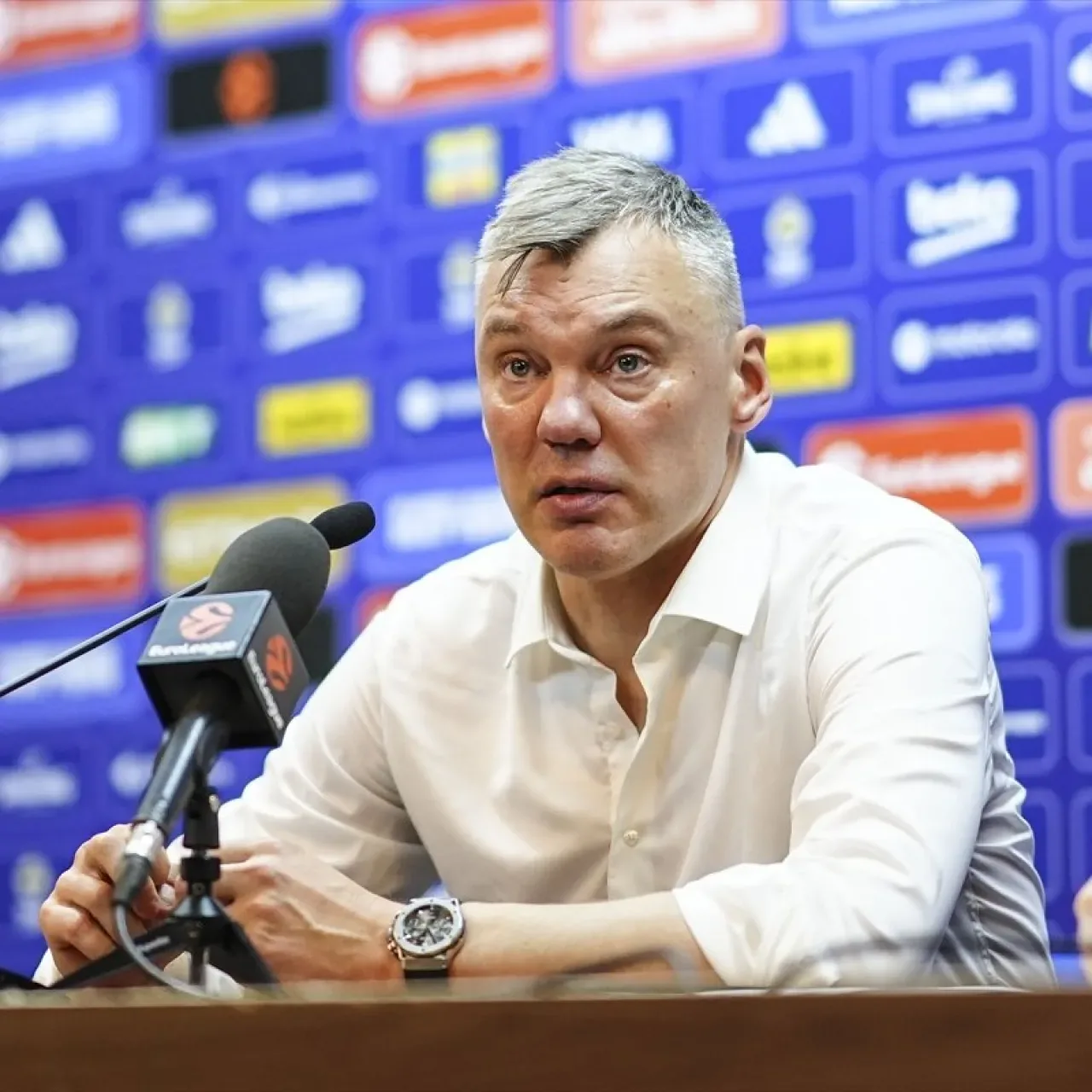 Sarunas Jasikevicius'tan Avrupa Basketboluna Sert Eleştiri: "Oyuncuları Çok Zorluyoruz" Sarunas Jasikevicius'tan Avrupa Basketboluna Sert Eleştiri: "Oyuncuları Çok Zorluyoruz"