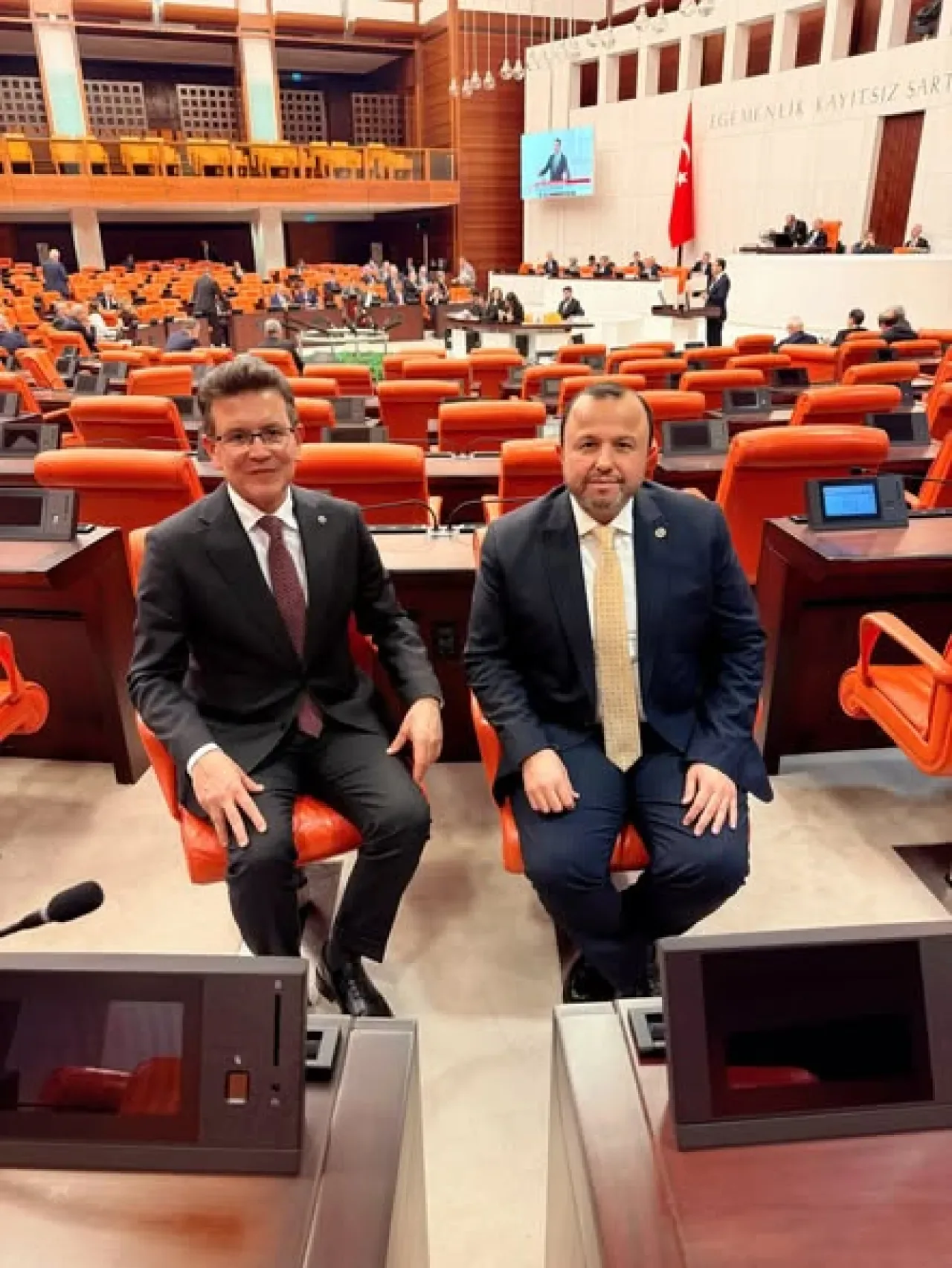 Antalya Milletvekili Atay Uslu, TBMM Genel Kurul Çalışmalarına Vurgu Yaptı Antalya Milletvekili Atay Uslu, TBMM Genel Kurul Çalışmalarına Vurgu Yaptı
