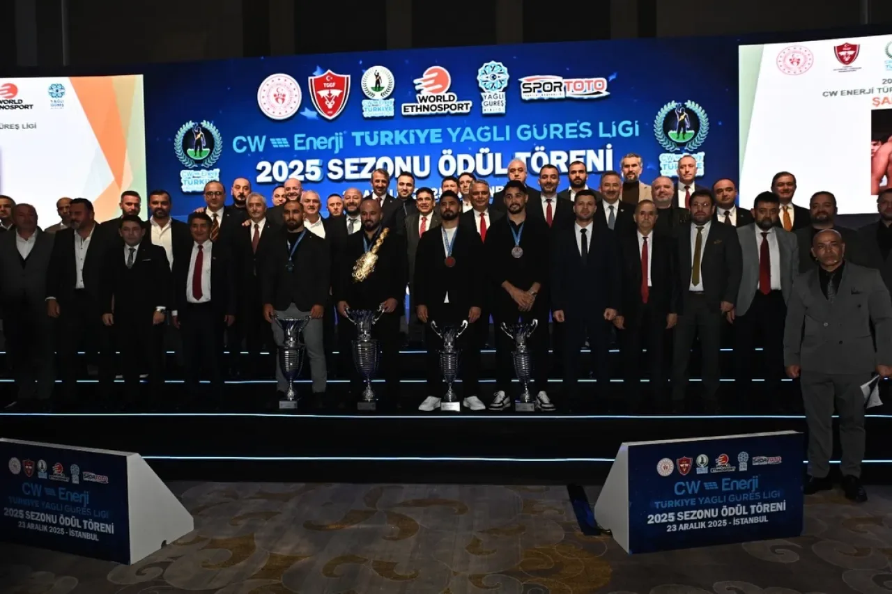 CW Enerji Türkiye Yağlı Güreş Ligi 2025 Sezonu Ödülleri Sahiplerini Buldu CW Enerji Türkiye Yağlı Güreş Ligi 2025 Sezonu Ödülleri Sahiplerini Buldu