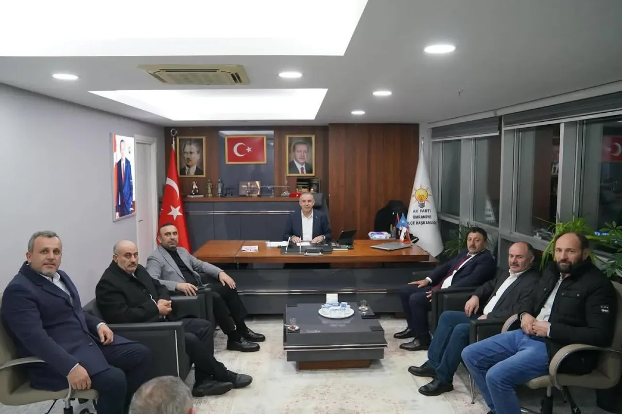 AK Parti Ümraniye'de Sivaslılar Derneği ile Görüştü AK Parti Ümraniye'de Sivaslılar Derneği ile Görüştü