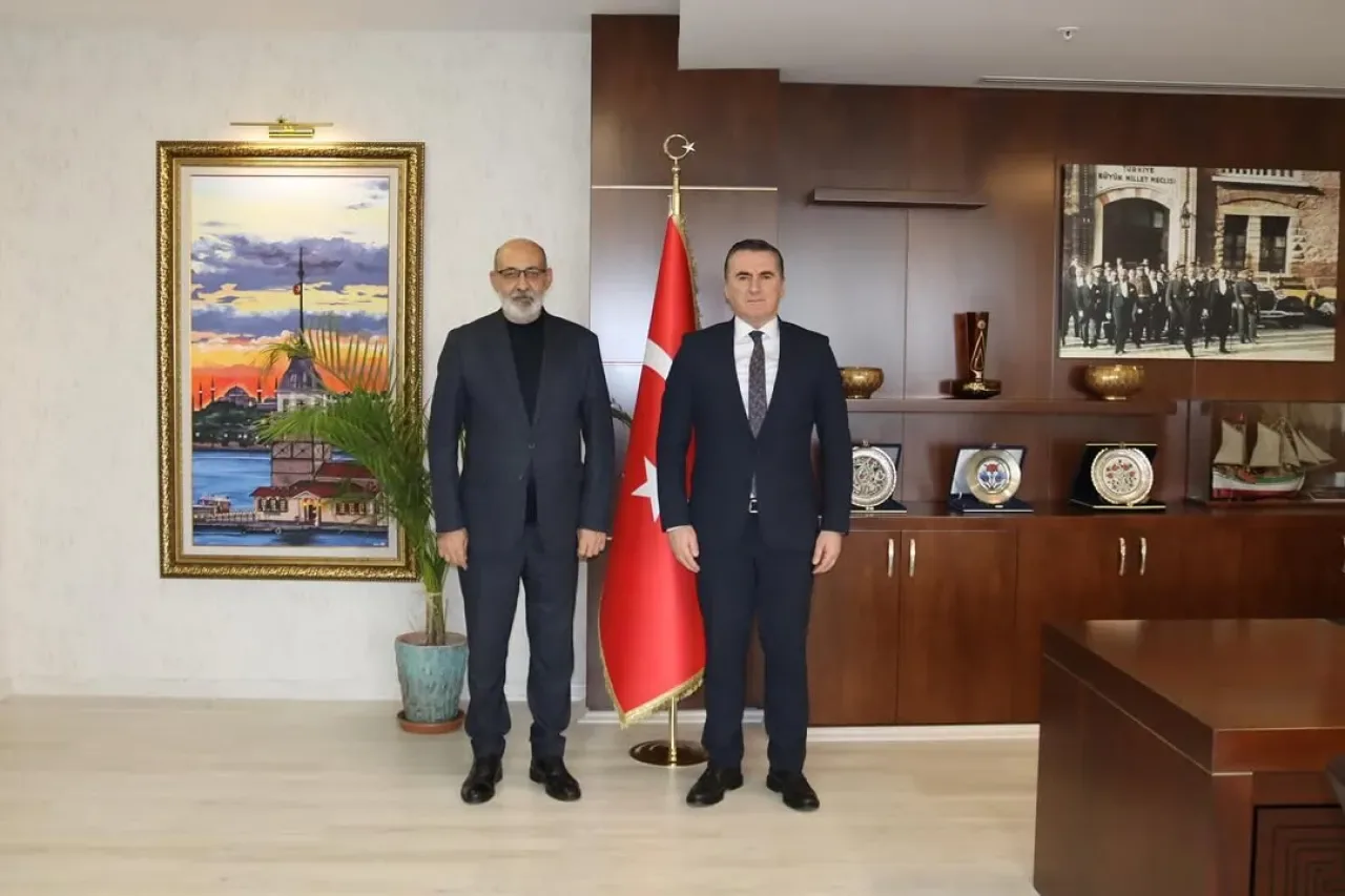 Pendik Kaymakamı Mehmet Yıldız, Erzurumlular Derneği Yeni Yönetimini Ağırladı Pendik Kaymakamı Mehmet Yıldız, Erzurumlular Derneği Yeni Yönetimini Ağırladı