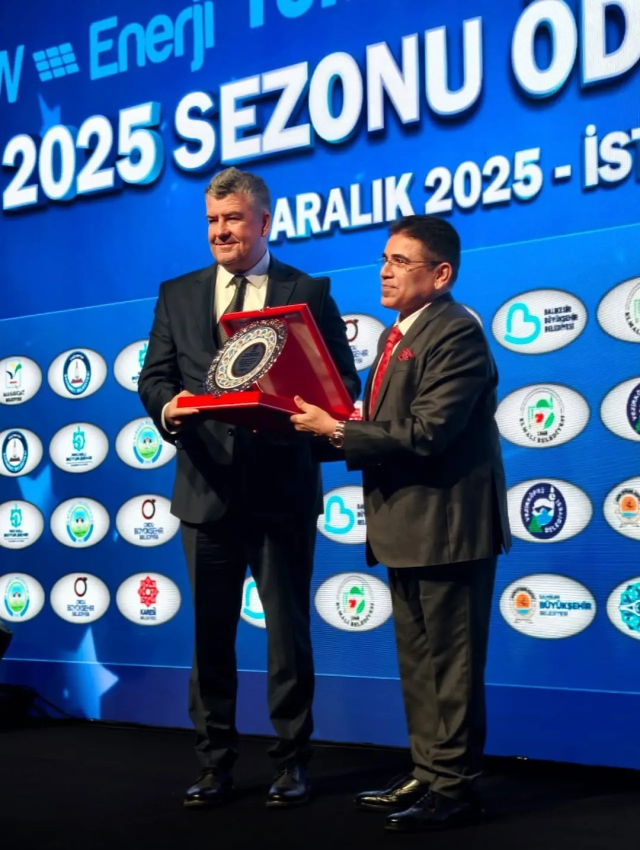 Karesi Belediyesi, Enerji Güreş Ligi Ödüllerinde Sahne Aldı Karesi Belediyesi, Enerji Güreş Ligi Ödüllerinde Sahne Aldı