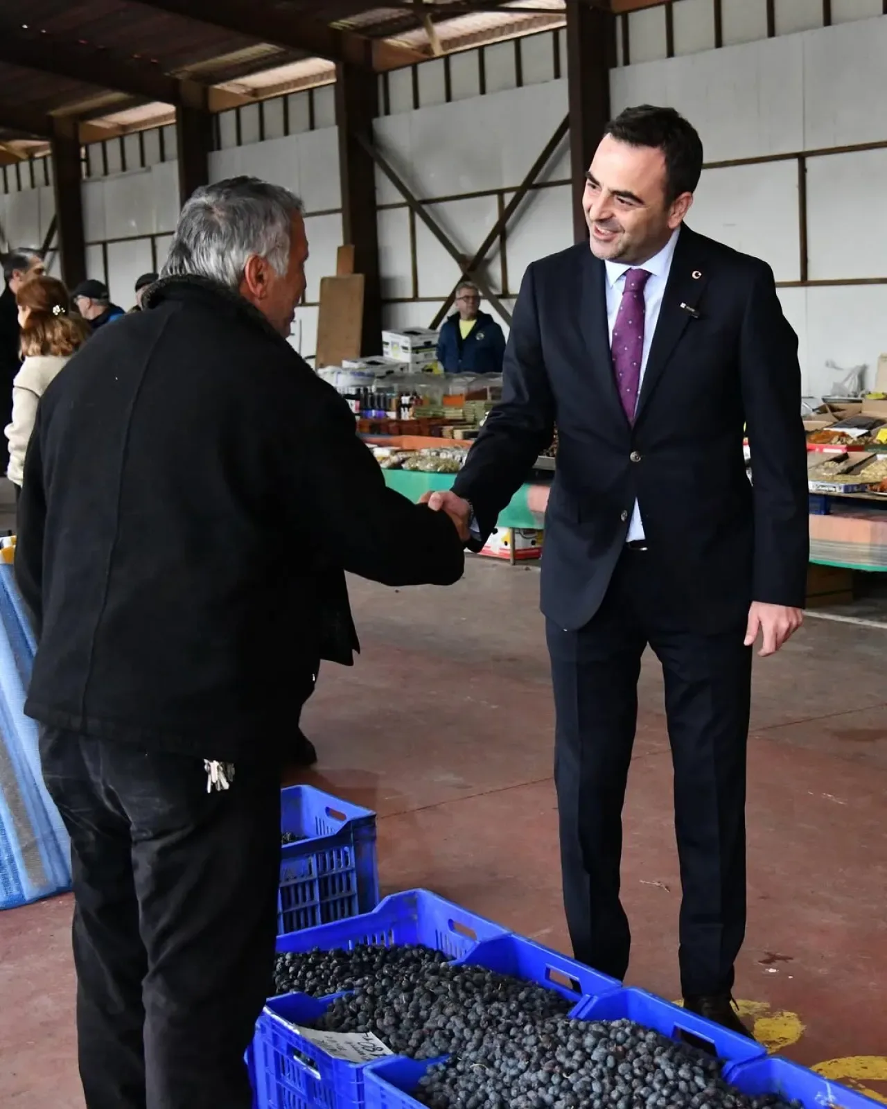 Başiskele'de Geleneksel Hanlı Pazar Canlılığını Koruyor Başiskele'de Geleneksel Hanlı Pazar Canlılığını Koruyor