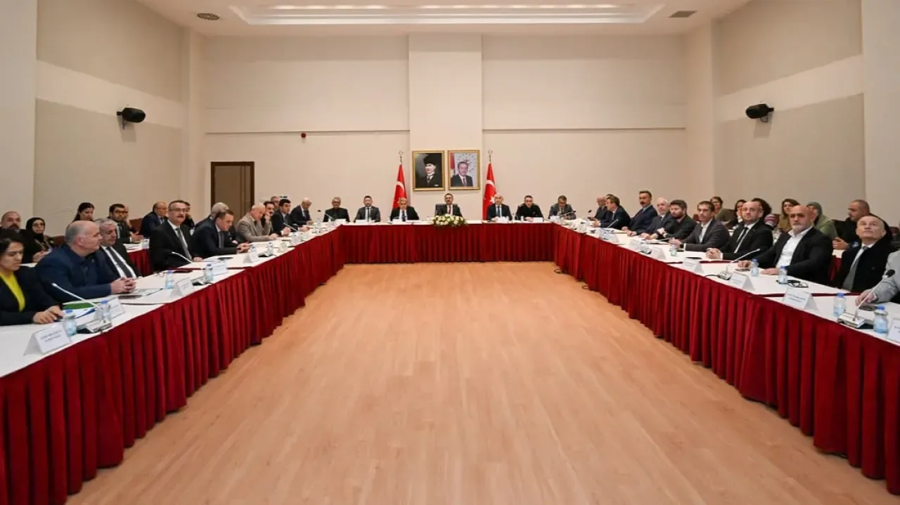 Kocaeli'de Hayvan Hakları İçin Kritik Kurul Toplantısı Yapıldı Kocaeli'de Hayvan Hakları İçin Kritik Kurul Toplantısı Yapıldı